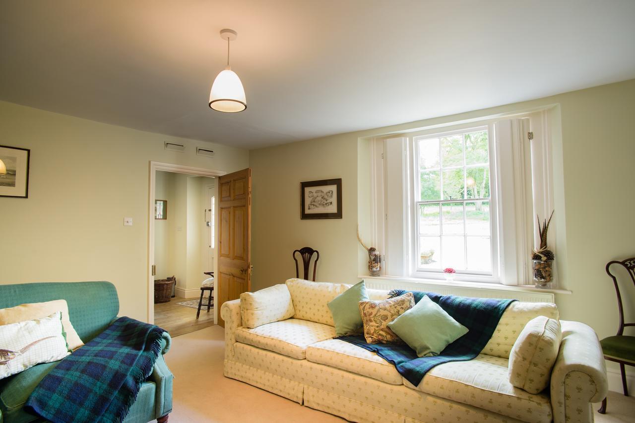 ホテルAll Hallows Farmhouse Wimborne Saint Giles エクステリア 写真