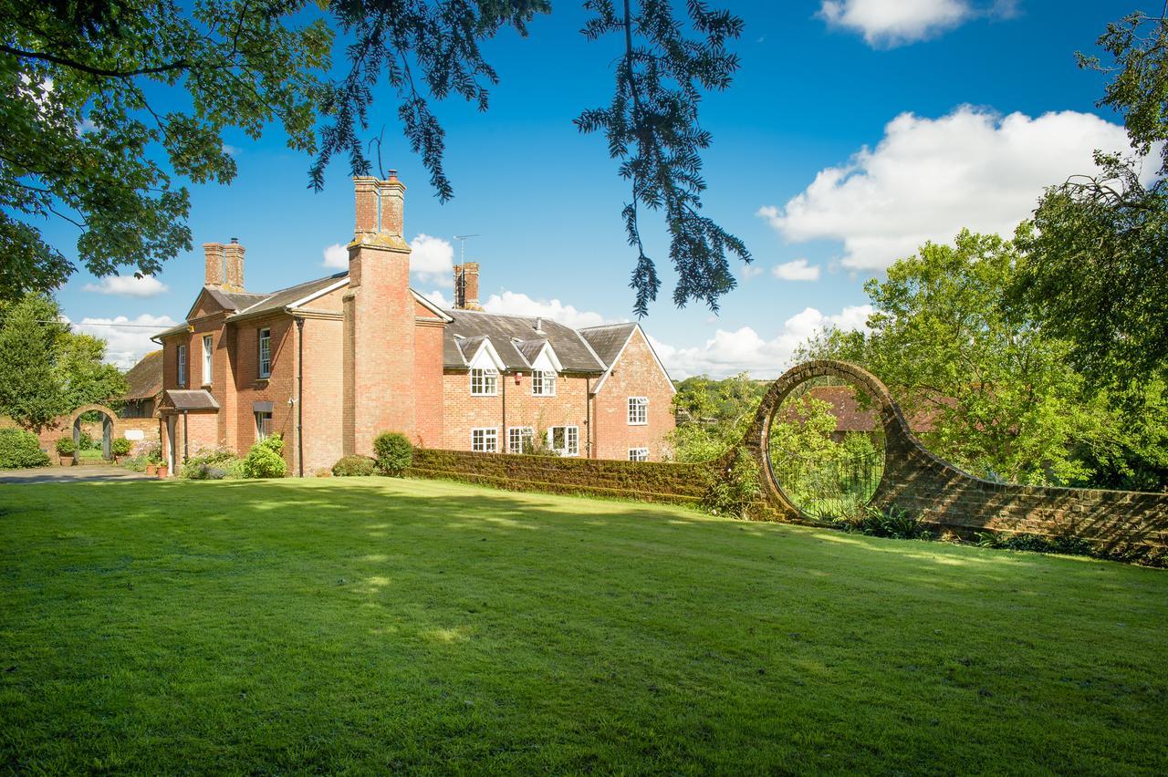 ホテルAll Hallows Farmhouse Wimborne Saint Giles エクステリア 写真